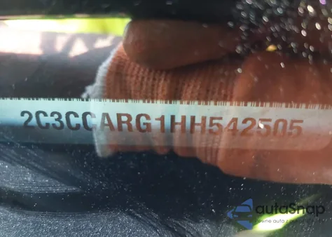 2017 Chrysler 300 Limited Awd from USA, damaged, VIN 2C3CCARG1HH542505